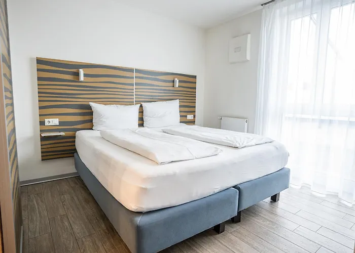 Apart Otel East