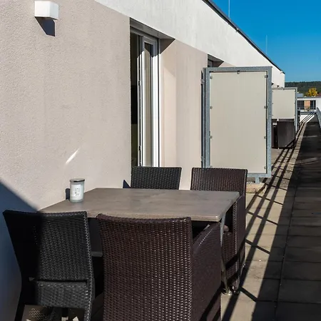 Book-it Gastehauser East Apart 4*