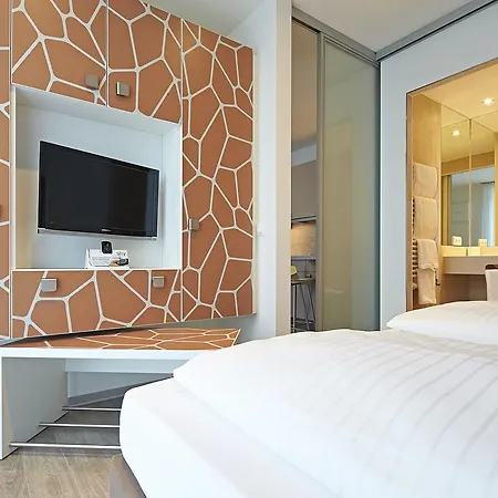 Aparthotel East Apart 4*